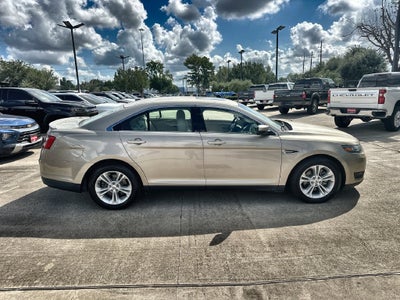 2017 Ford Taurus SEL