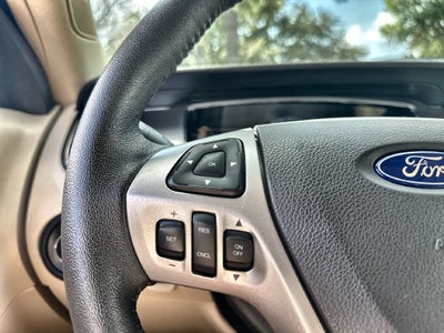 2017 Ford Taurus SEL