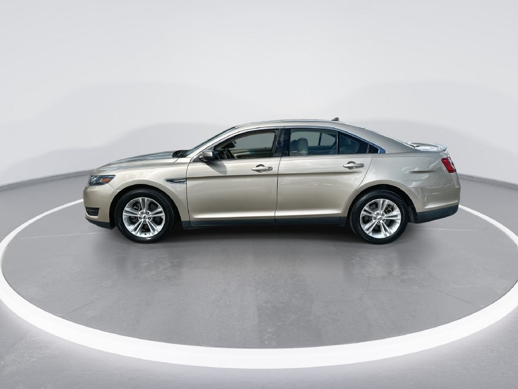 2017 Ford Taurus SEL