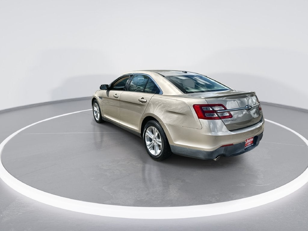 2017 Ford Taurus SEL