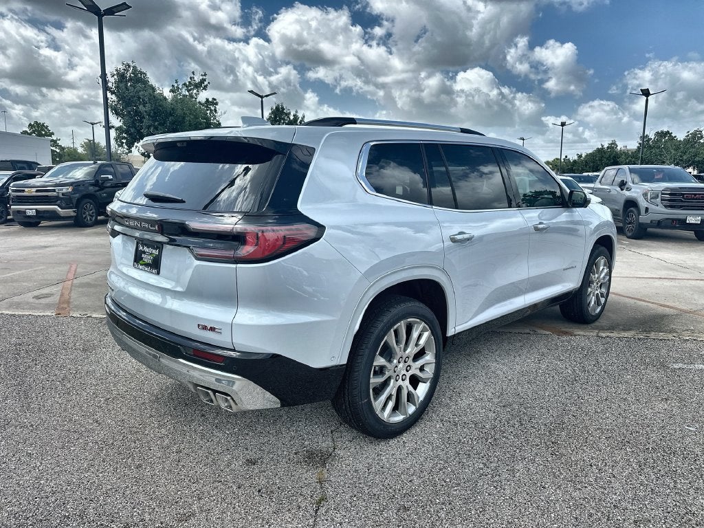 2026 GMC Acadia Denali
