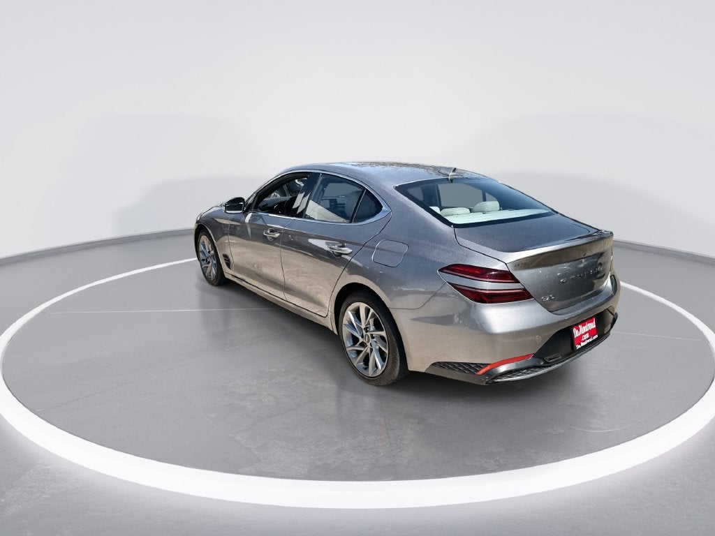 2022 Genesis G70 2.0T