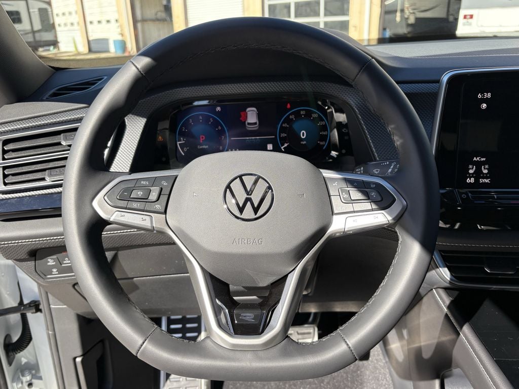 2026 Volkswagen Atlas Cross Sport 2.0T SEL R-Line Black
