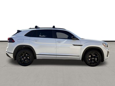 2026 Volkswagen Atlas Cross Sport 2.0T SEL R-Line Black