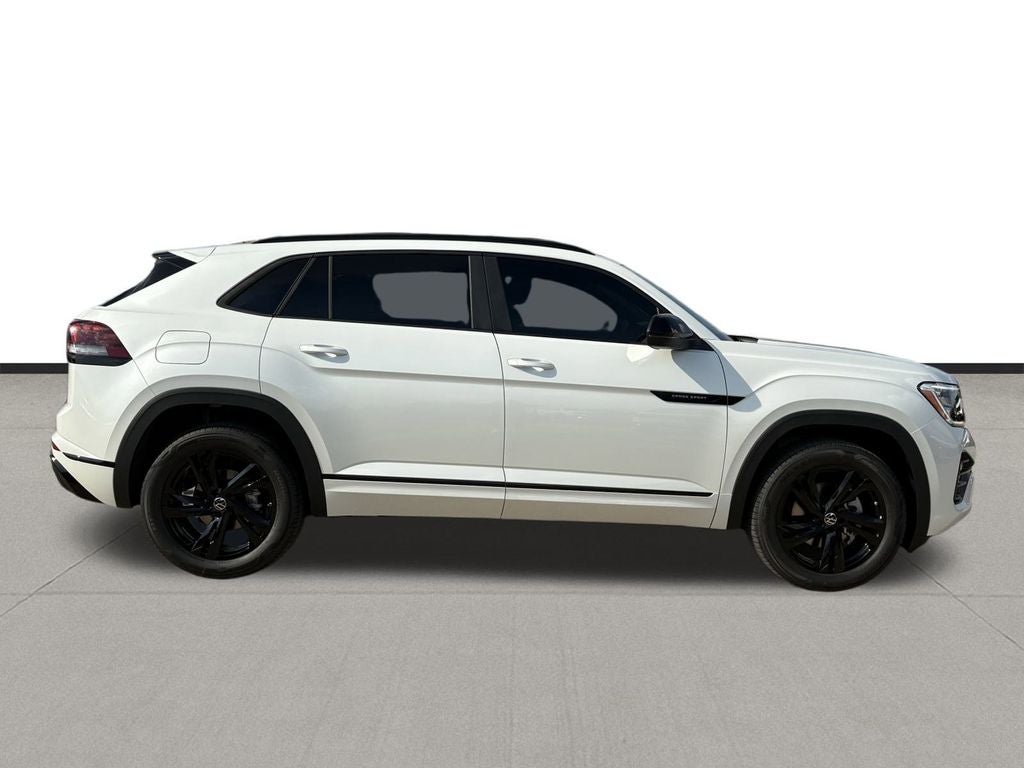 2026 Volkswagen Atlas Cross Sport 2.0T SEL R-Line Black