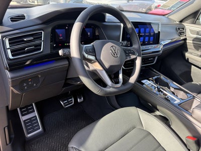 2026 Volkswagen Atlas Cross Sport 2.0T SEL R-Line Black