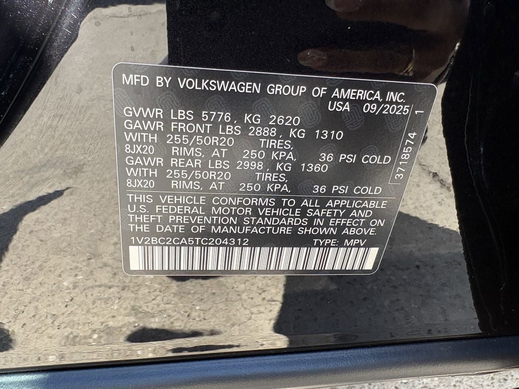 2026 Volkswagen Atlas Cross Sport 2.0T SEL
