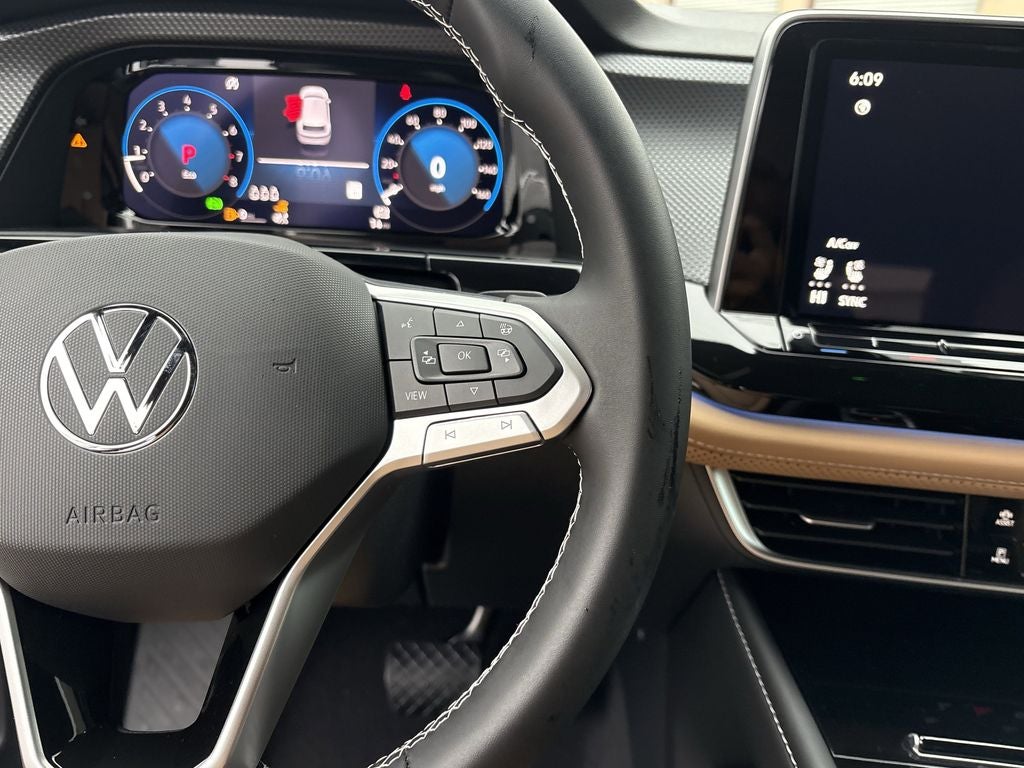 2026 Volkswagen Atlas Cross Sport 2.0T SEL