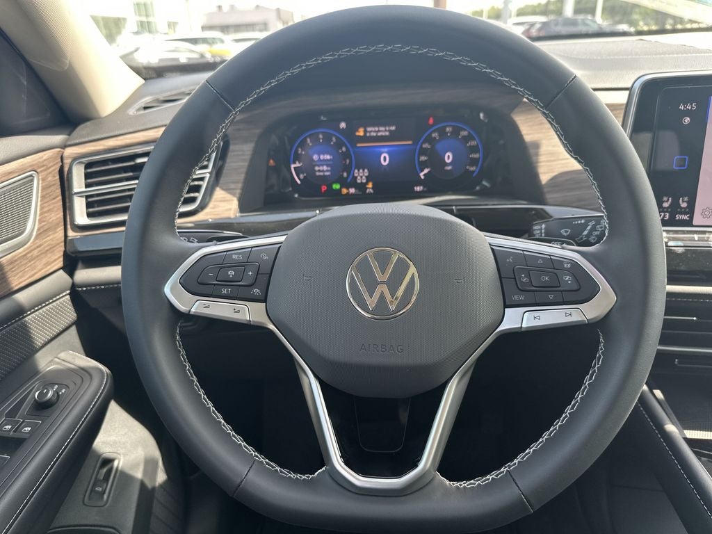 2024 Volkswagen Atlas 2.0T SEL