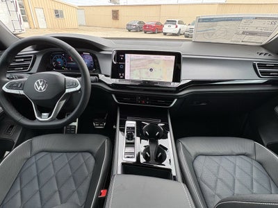 2026 Volkswagen Atlas Cross Sport 2.0T SEL Premium R-Line