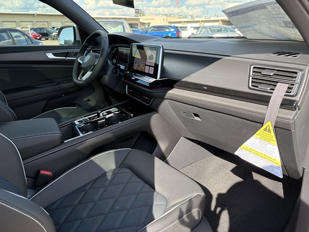 2026 Volkswagen Atlas Cross Sport 2.0T SEL Premium R-Line