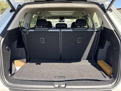 2027 Volkswagen Atlas 2.0T SE w/ Technology