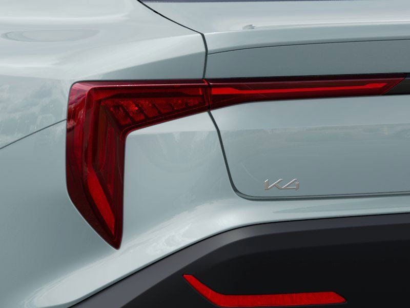 2025 Kia K4 LXS AUTO