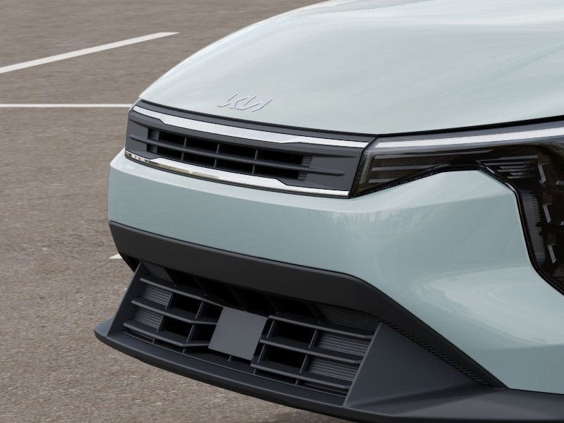2025 Kia K4 LXS AUTO