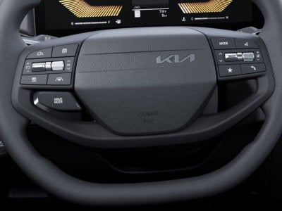 2025 Kia K4 LXS AUTO