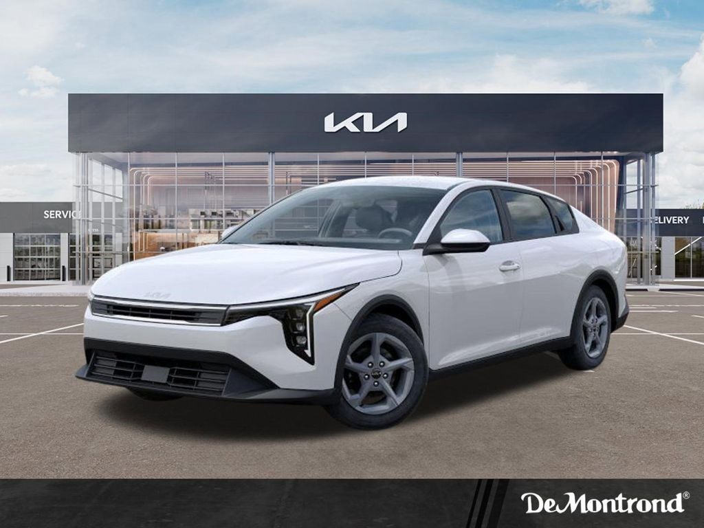 2025 Kia K4 LXS AUTO