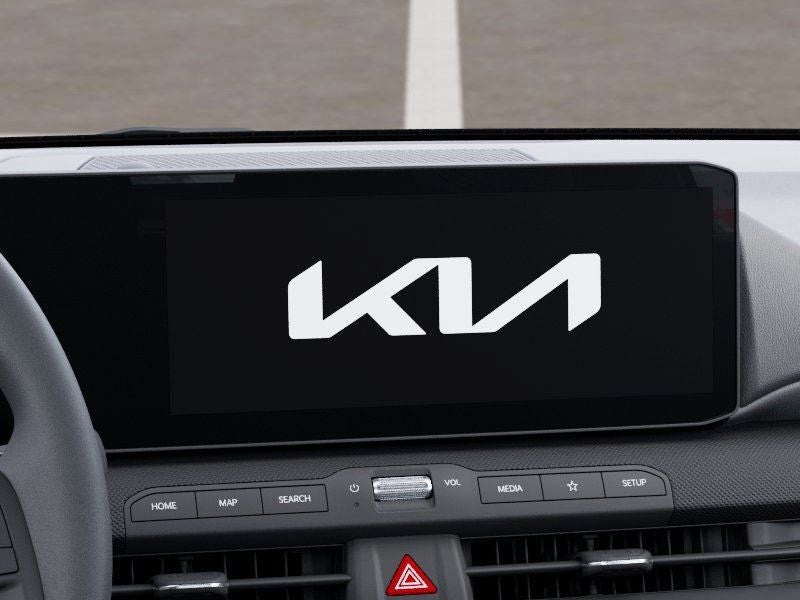 2025 Kia K4 LXS AUTO