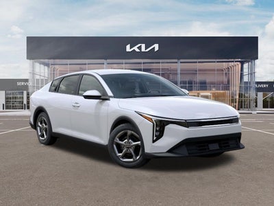 2026 Kia K4 LXS AUTO
