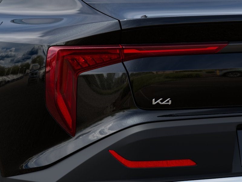 2027 Kia K4 LXS AUTO