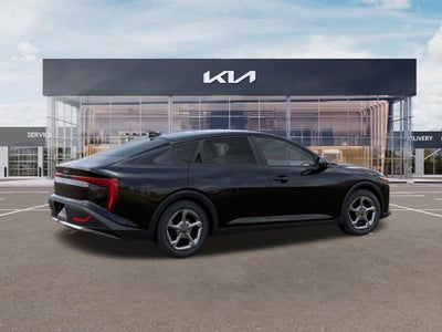 2027 Kia K4 LXS AUTO
