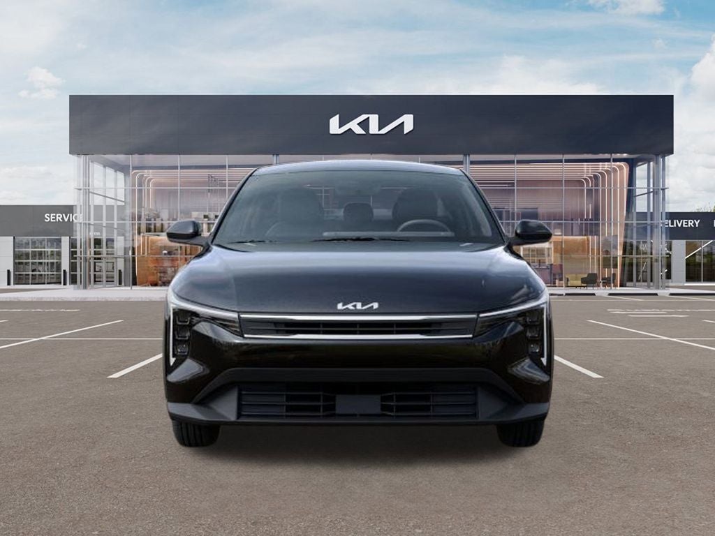 2025 Kia K4 LXS AUTO