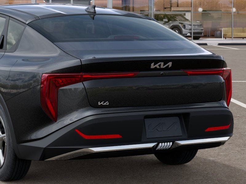 2026 Kia K4 LXS AUTO