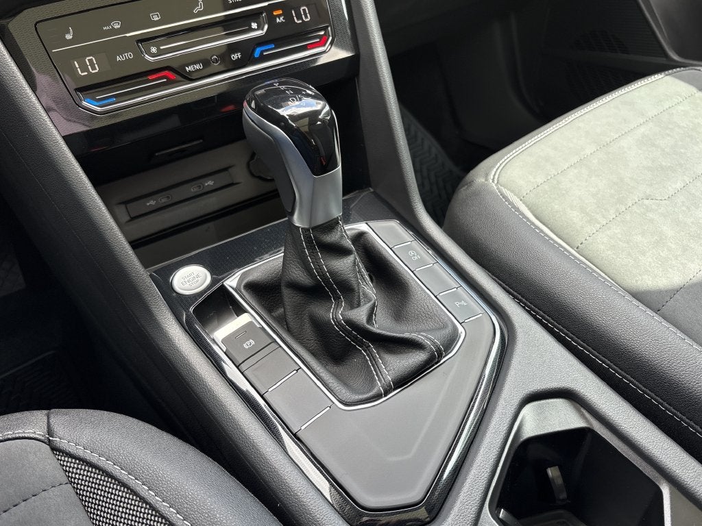 2027 Volkswagen Taos 1.5T SE