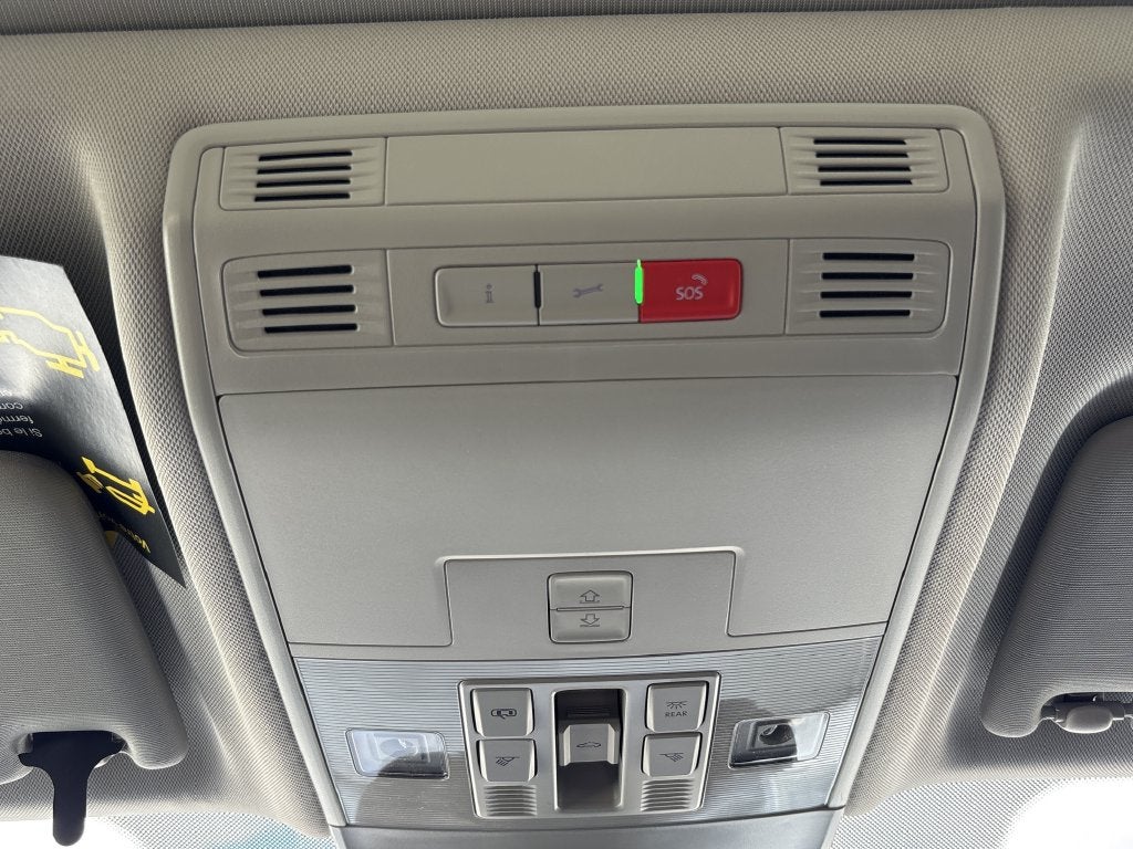 2027 Volkswagen Taos 1.5T SE
