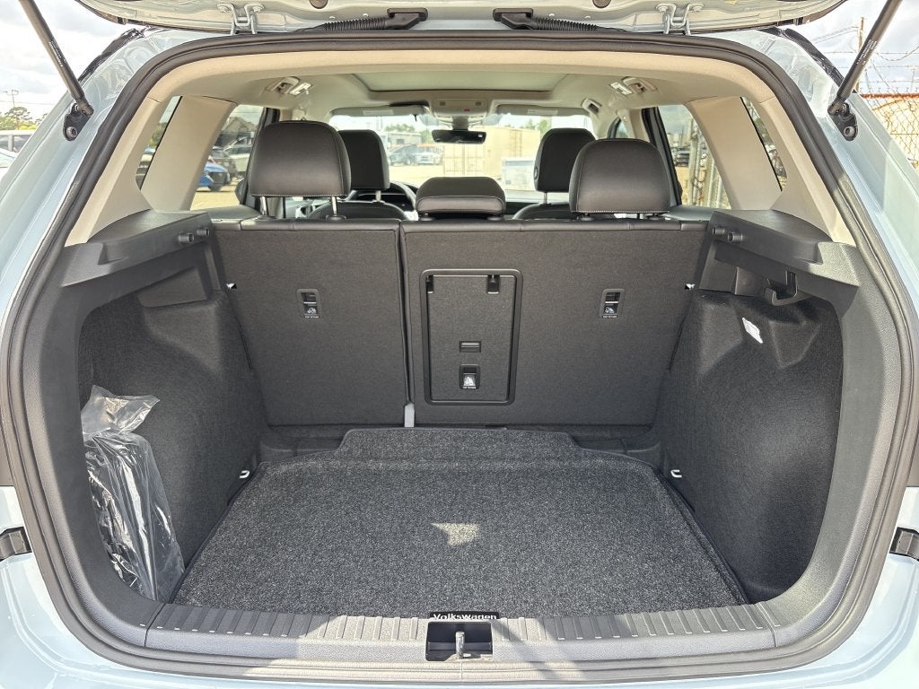 2027 Volkswagen Taos 1.5T SE