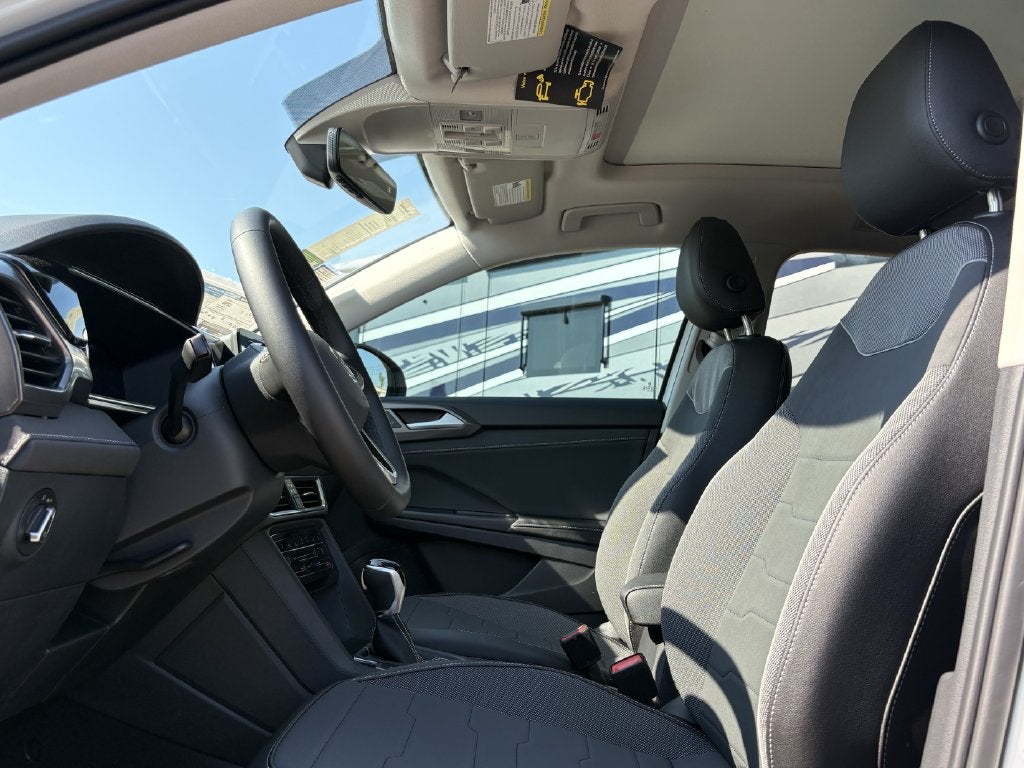 2027 Volkswagen Taos 1.5T SE