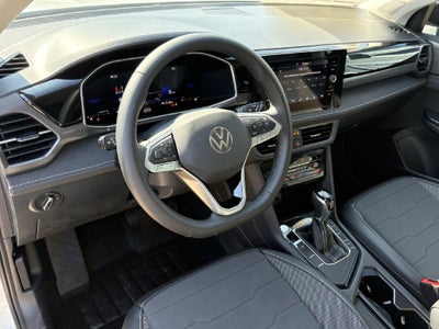 2027 Volkswagen Taos 1.5T SE