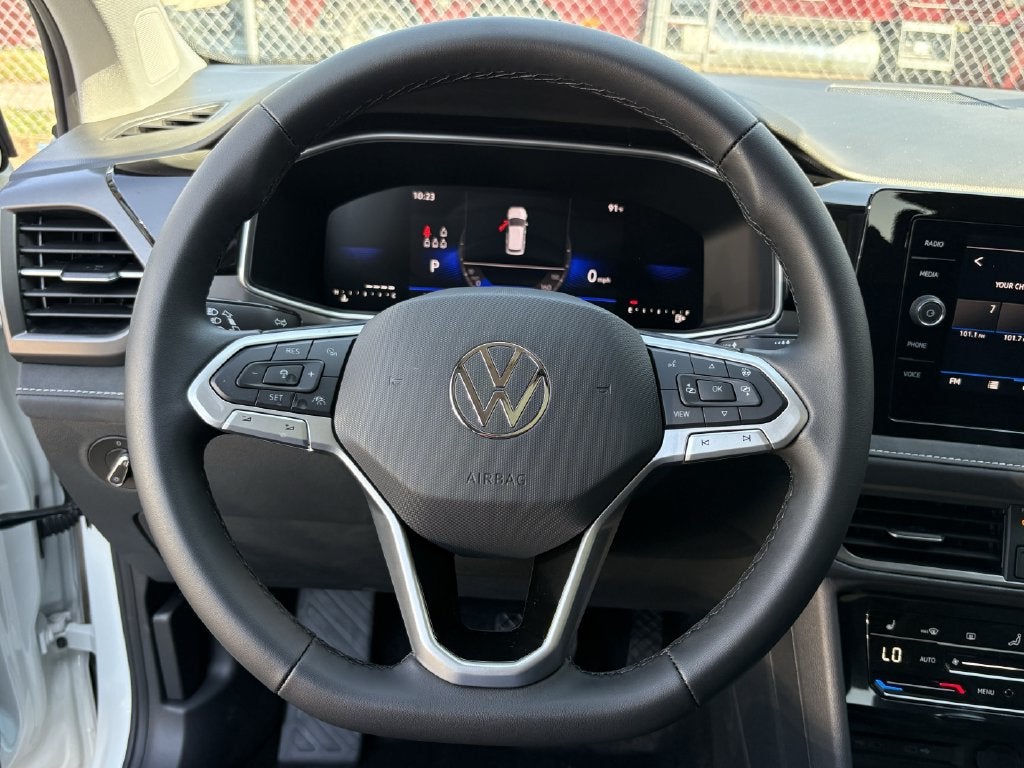 2027 Volkswagen Taos 1.5T SE