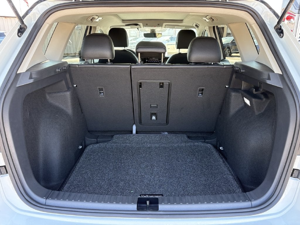 2027 Volkswagen Taos 1.5T SE