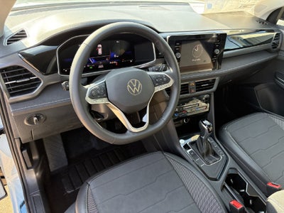 2027 Volkswagen Taos 1.5T SE