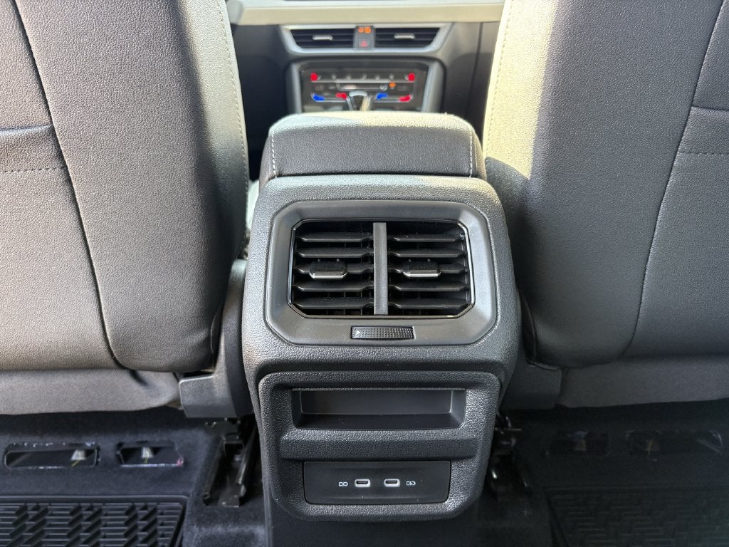 2027 Volkswagen Taos 1.5T SEL