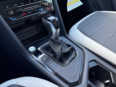 2027 Volkswagen Taos 1.5T SE
