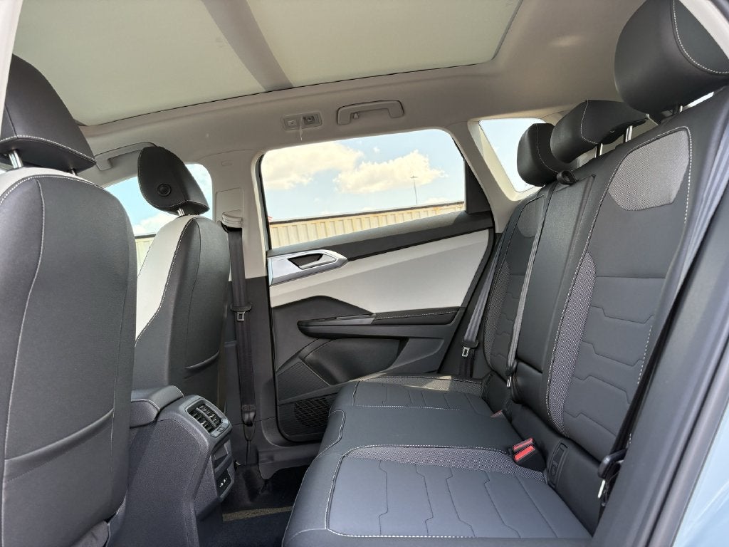 2027 Volkswagen Taos 1.5T SE