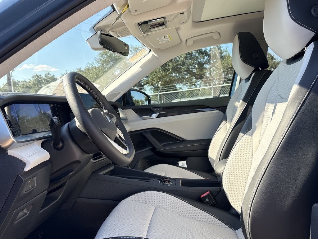2027 Volkswagen Tiguan 2.0T SE