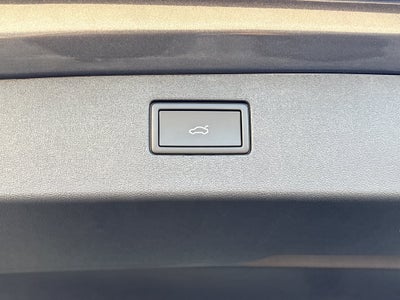 2027 Volkswagen Tiguan 2.0T SE