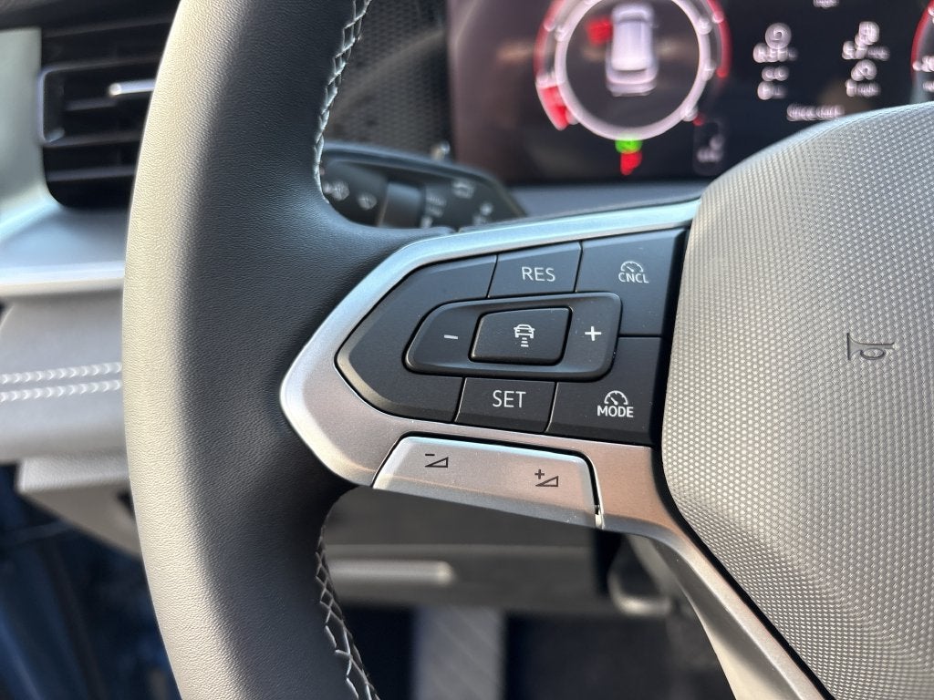 2027 Volkswagen Tiguan 2.0T SE