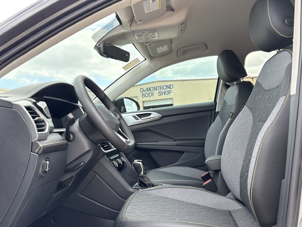2027 Volkswagen Taos Sport FWD