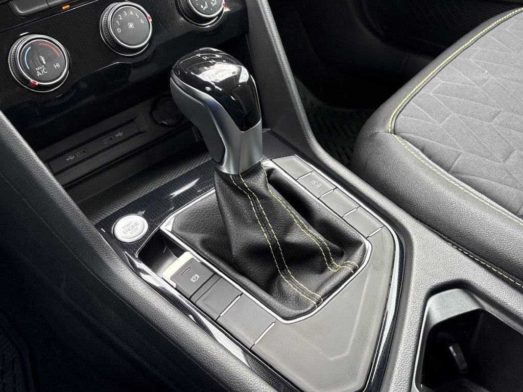 2027 Volkswagen Taos Sport FWD