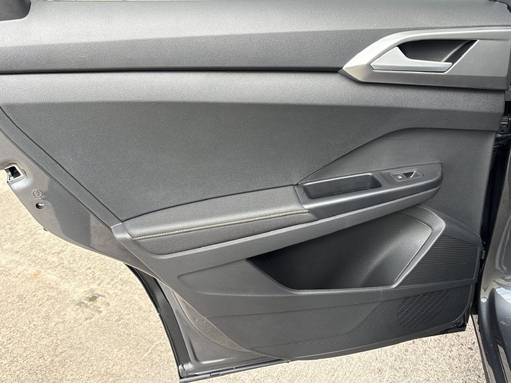 2027 Volkswagen Taos Sport FWD