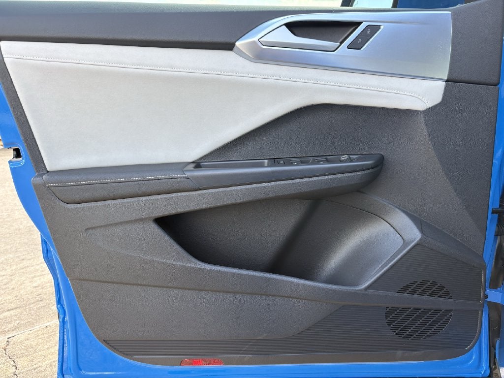 2027 Volkswagen Taos 1.5T SE