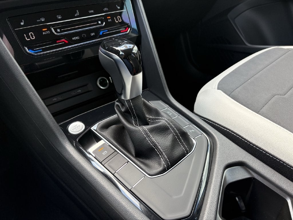 2027 Volkswagen Taos 1.5T SE