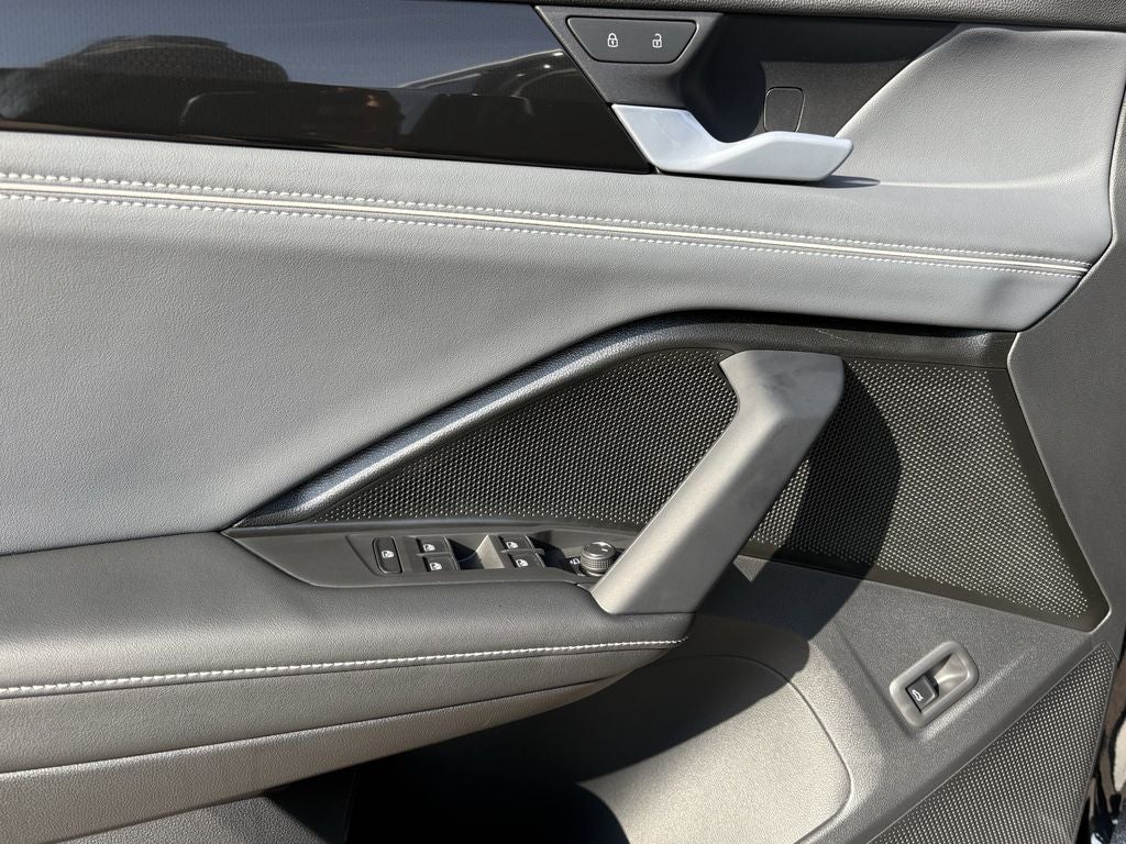 2026 Volkswagen Tiguan 2.0T SEL R-Line Turbo