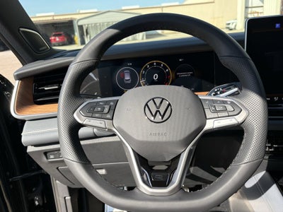 2026 Volkswagen Tiguan 2.0T SEL R-Line Turbo