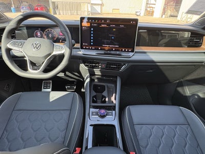 2026 Volkswagen Tiguan 2.0T SEL R-Line Turbo