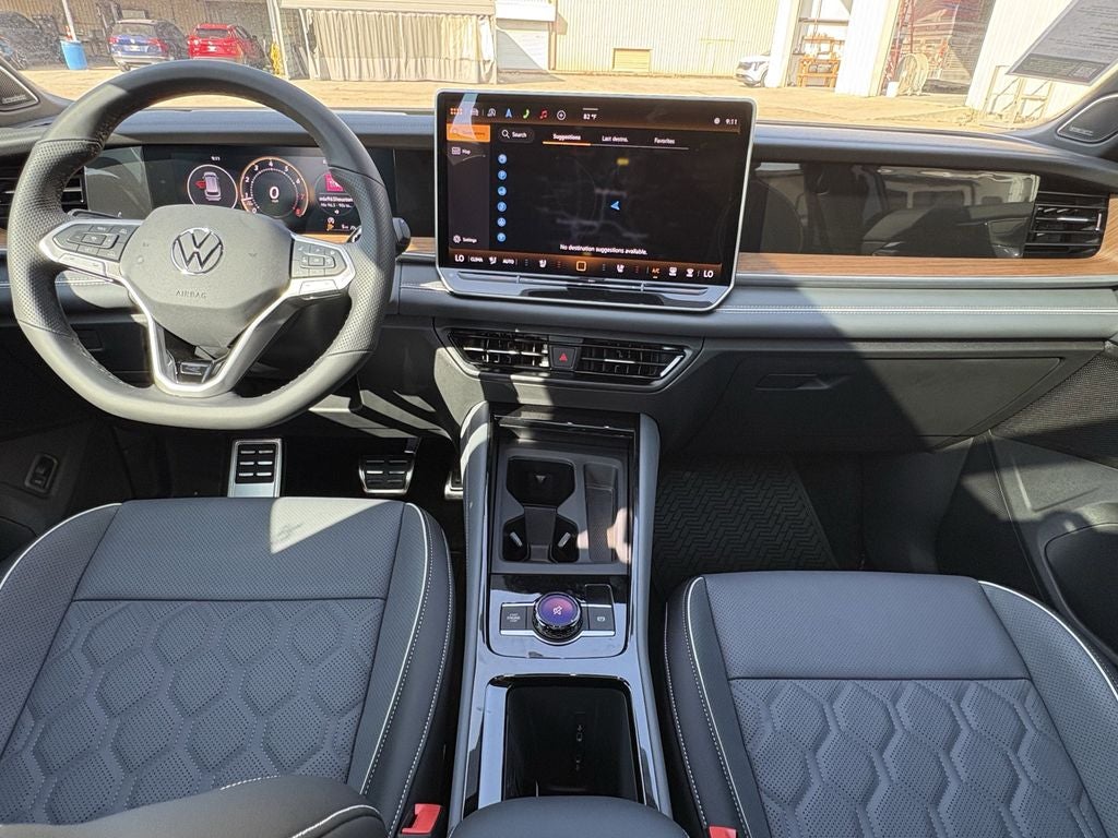 2026 Volkswagen Tiguan 2.0T SEL R-Line Turbo