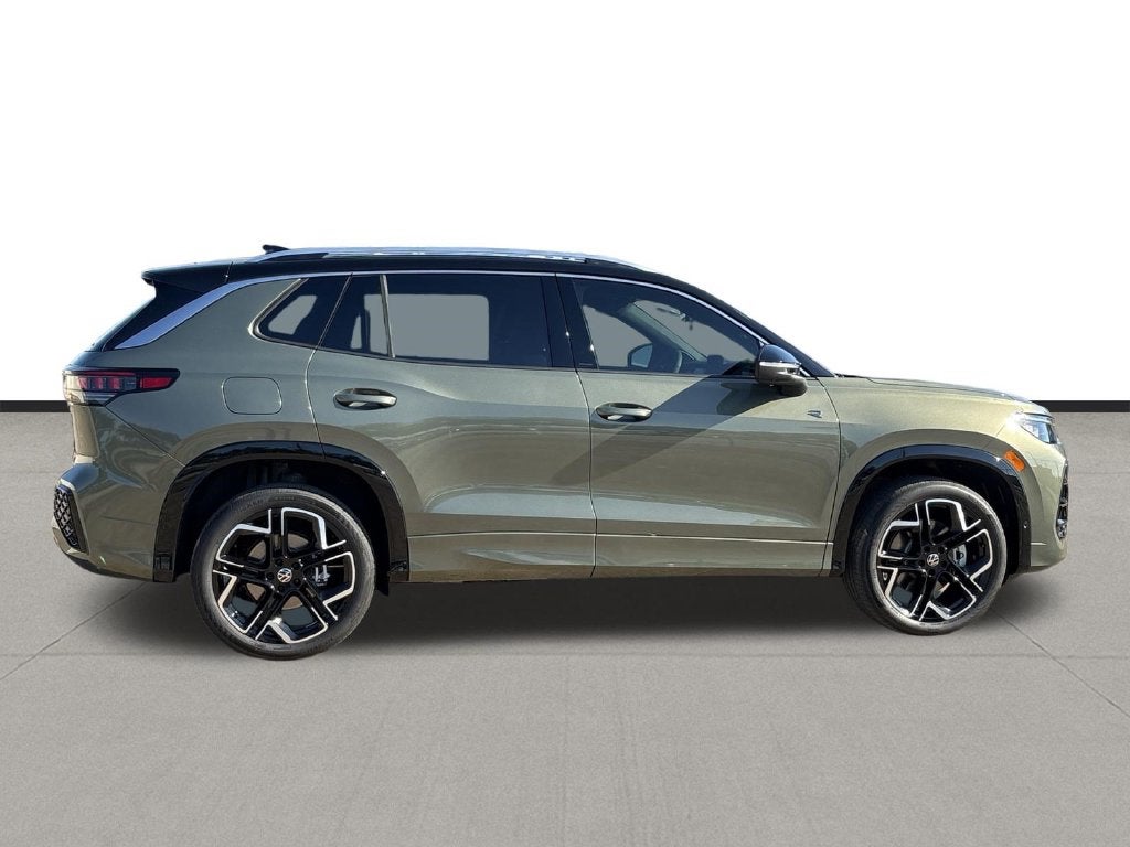 2027 Volkswagen Tiguan 2.0T SEL